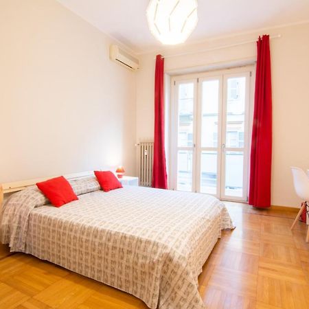 Guest House Torino Porta Nuova Турин Екстер'єр фото