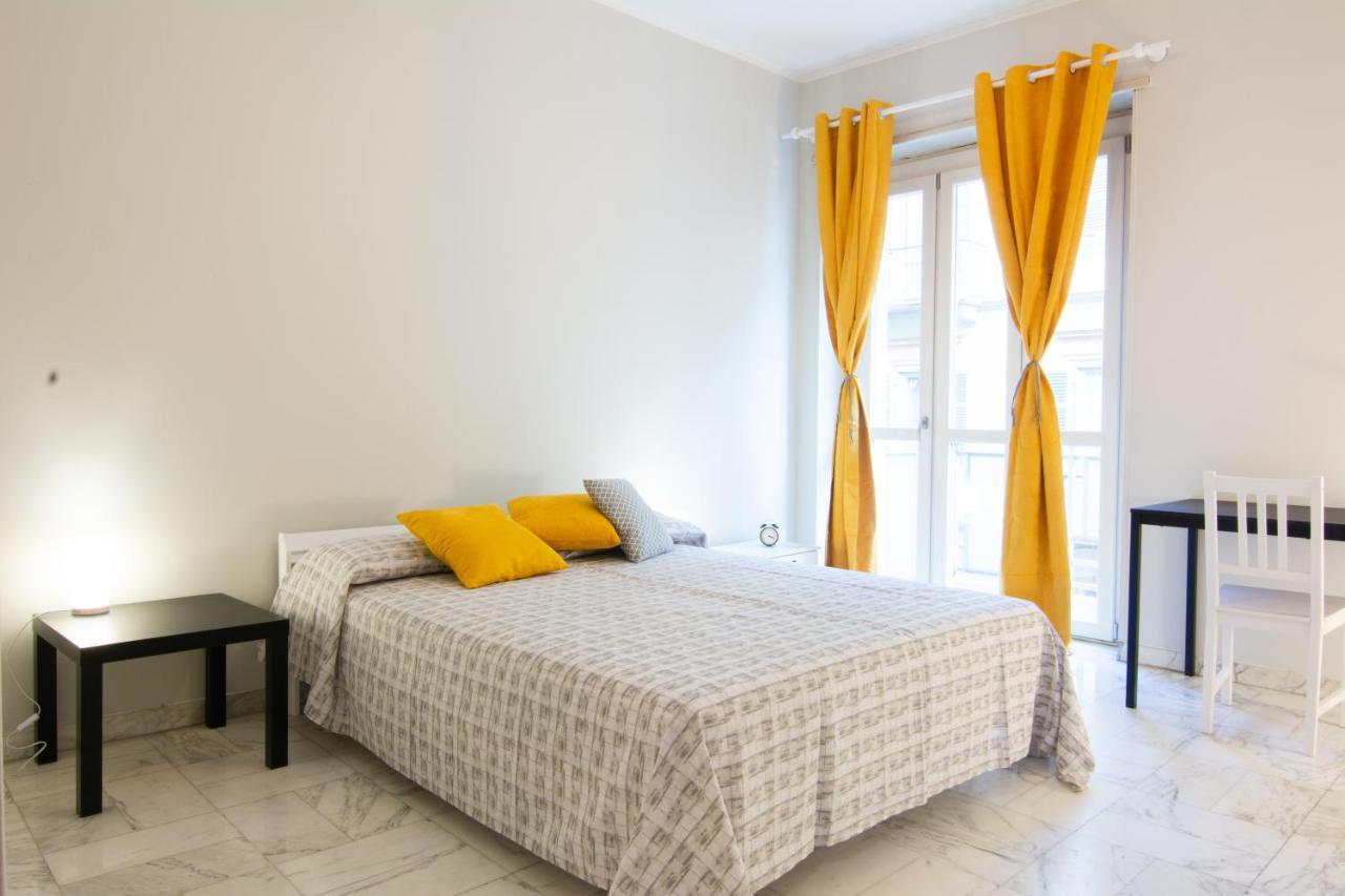 Guest House Torino Porta Nuova Турин Екстер'єр фото