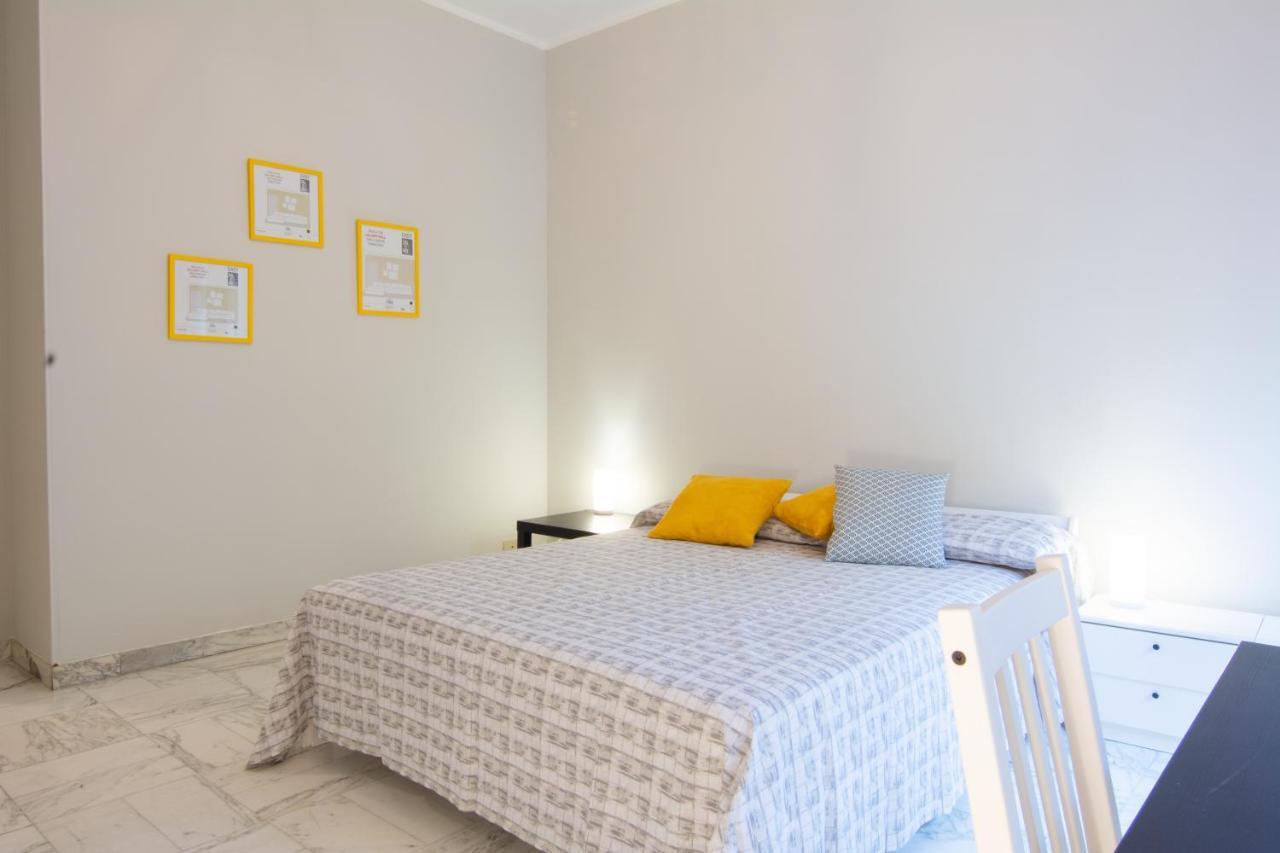 Guest House Torino Porta Nuova Турин Екстер'єр фото